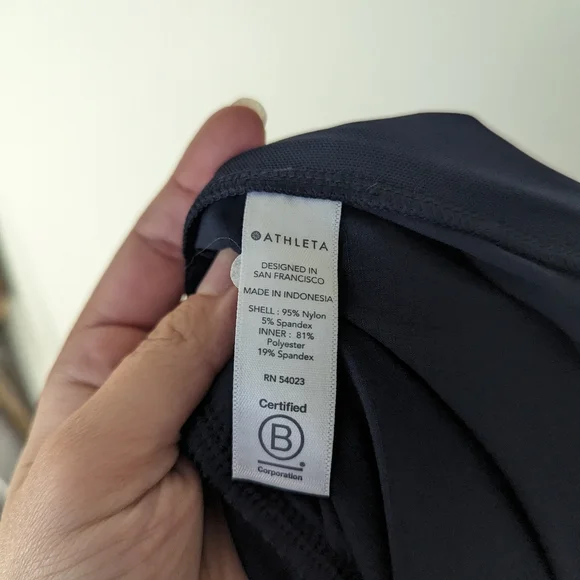 NWT Athleta Trekkie Crest Skort Tennis Skirt Navy 6T Hiking - Picture 5 of 6